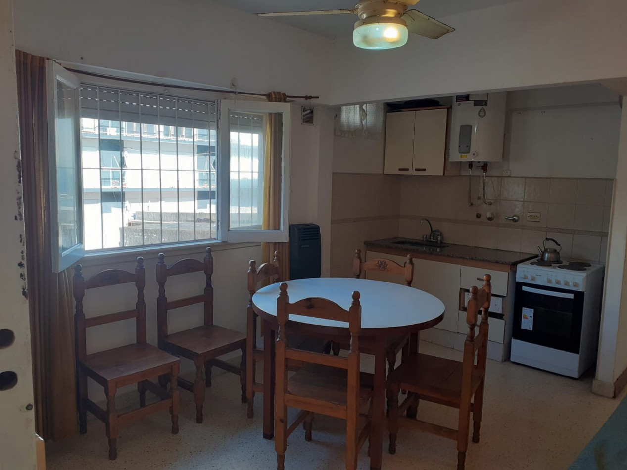 DEPTO 3 AMB FRENTE AL MAR CON ESTACIONAMIENTO 