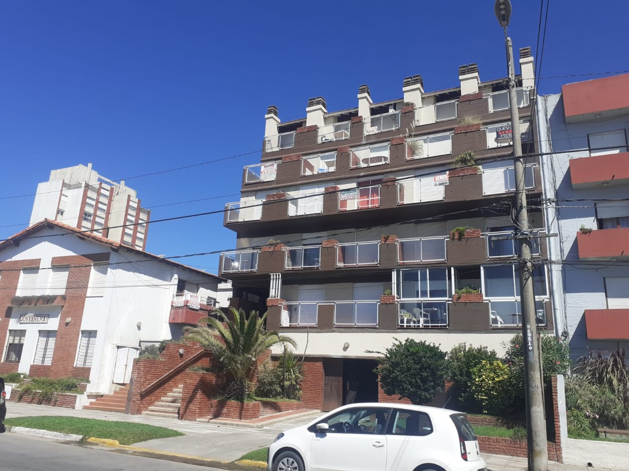 Venta Depto 2 Amb Con Balcon Al Frente Y Cochera Cubierta