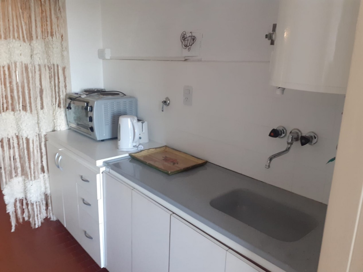 Venta Depto 2 Amb Con Balcon Al Frente Y Cochera Cubierta