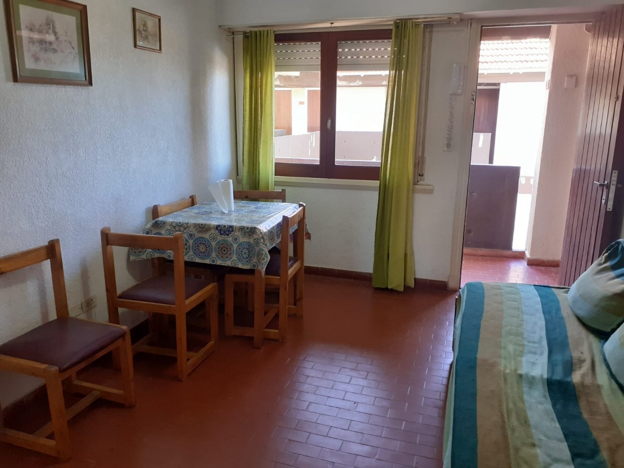 Venta Oportunidad Depto 2 Amb Frente Al Mar