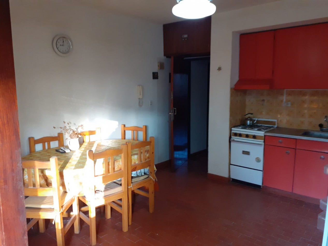 Venta Depto 2 Amb Con Balcon A La Calle En San Bernardo