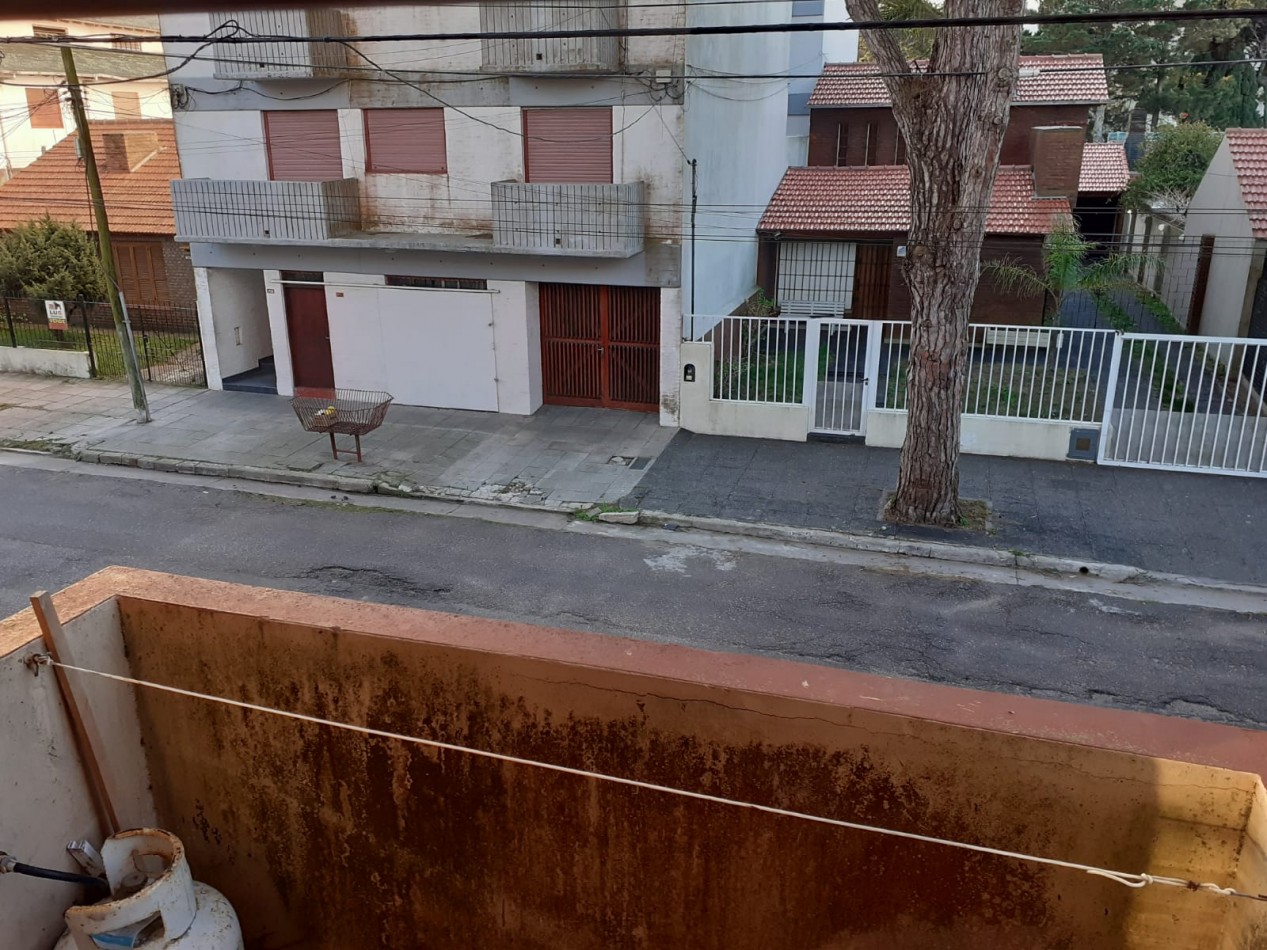 Venta Depto 2 Amb Con Balcon A La Calle En San Bernardo