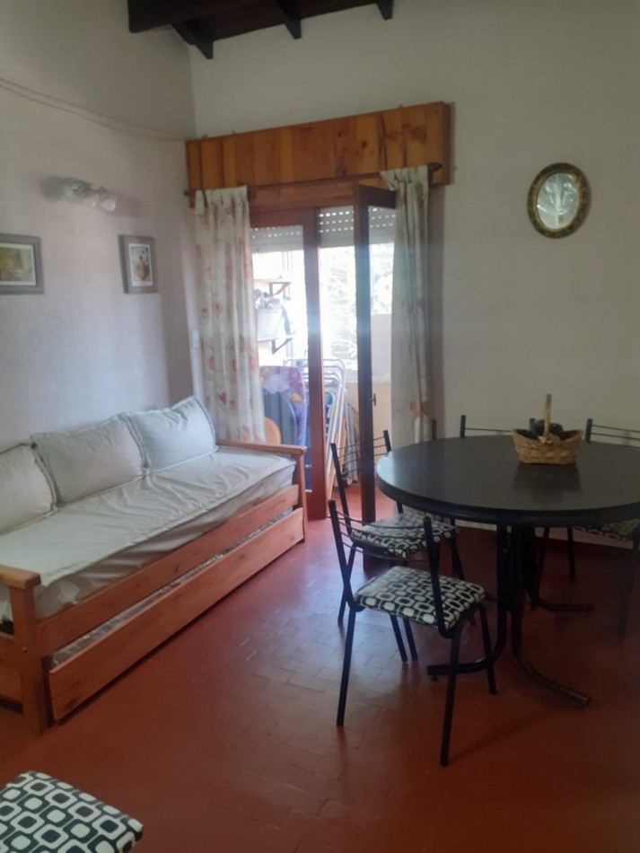 Venta Depto 2 Amb Con Balcon A La Calle A 1 1/2 Cuadra Del Mar