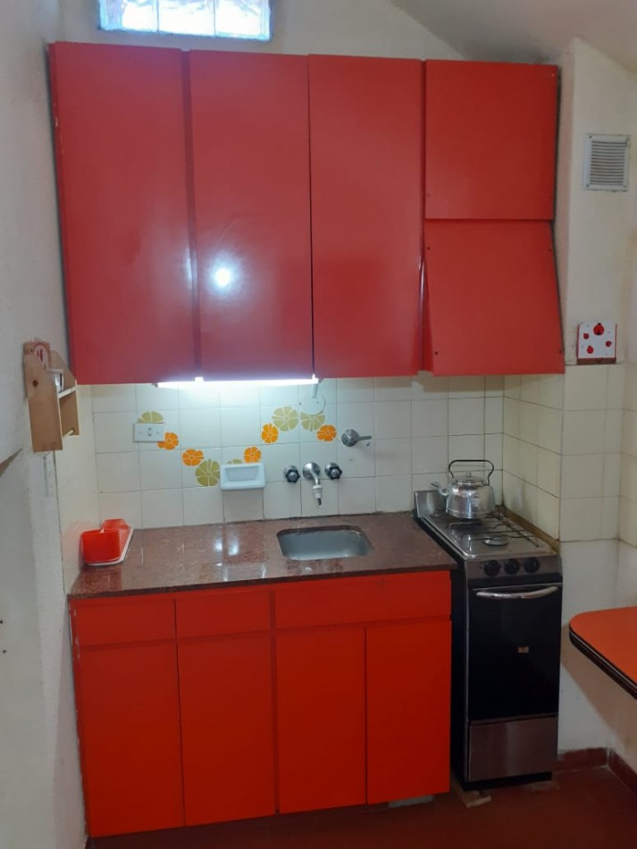 Venta 2 Amb Con Cochera Y Gas Natural