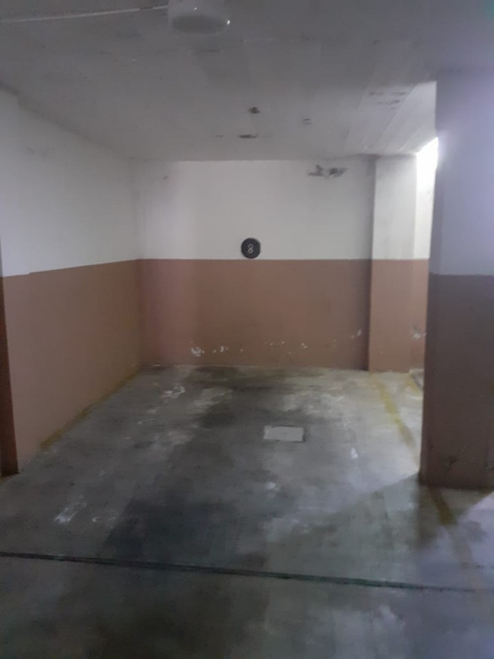 Venta 2 Amb Con Cochera Y Gas Natural