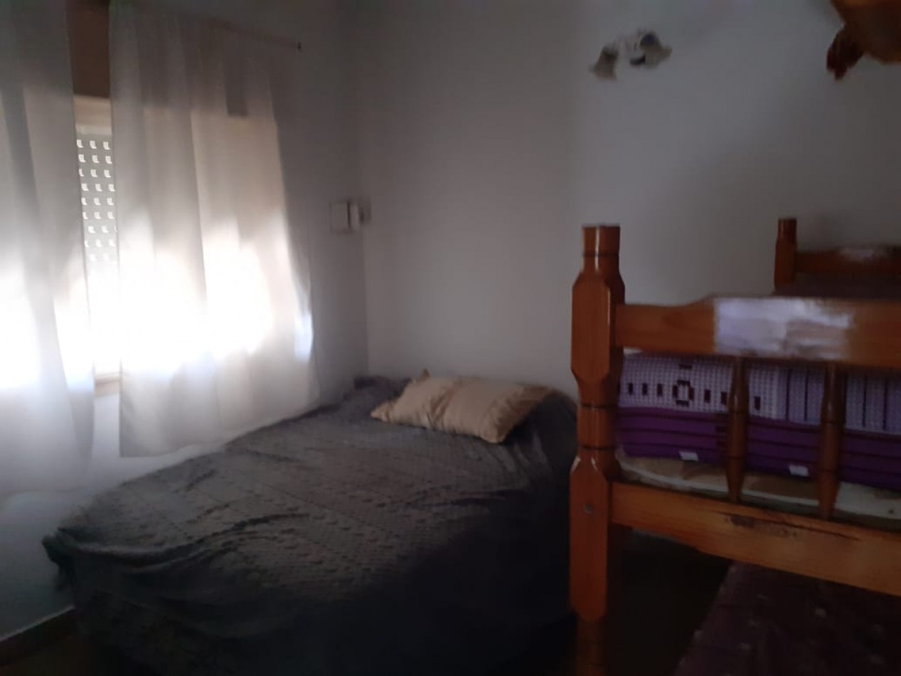 Venta Complejo (4 Unidades) Con Gas Natural Y Espacio Vehicular