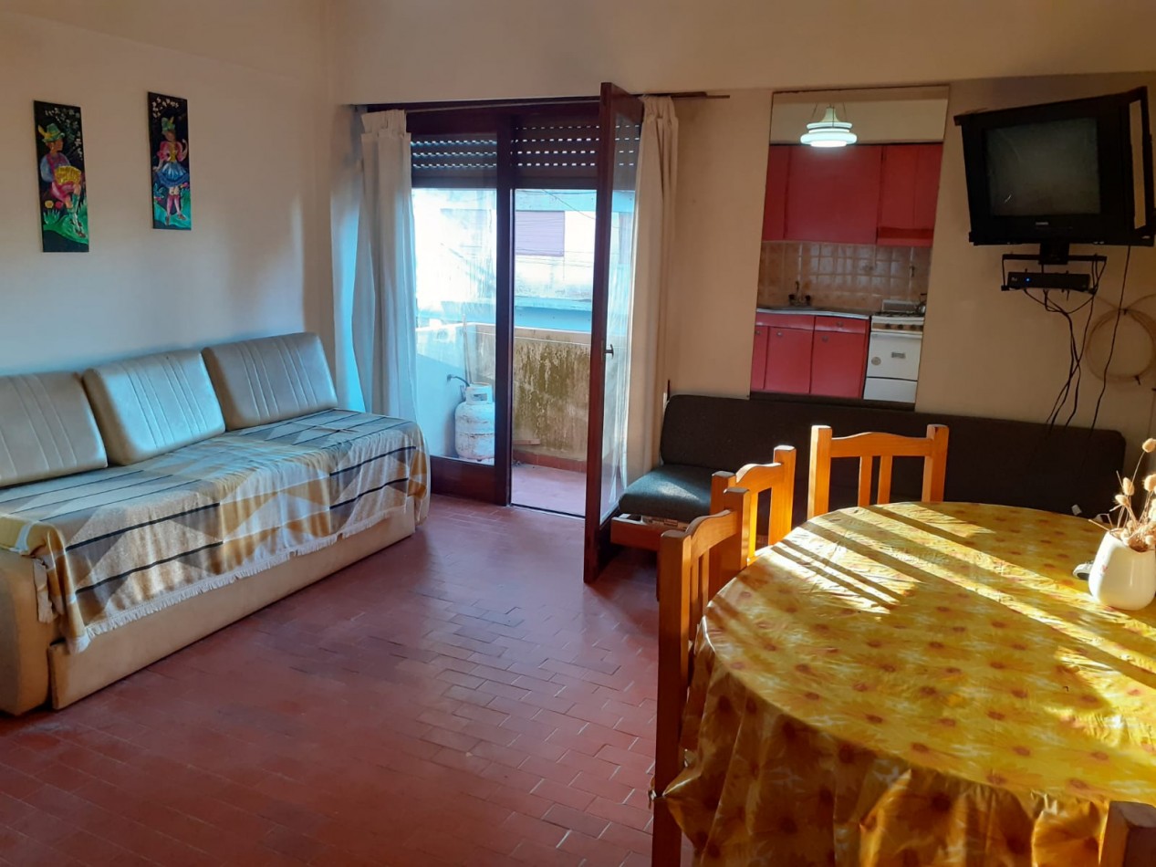 ALQ.TEMP 2 AMB CON BALCON AL FRENTE