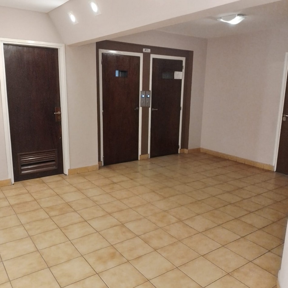 ALQ.TEMP 2 AMB  CON WIFI Y COCHERA A 1 CUADRA DEL MAR