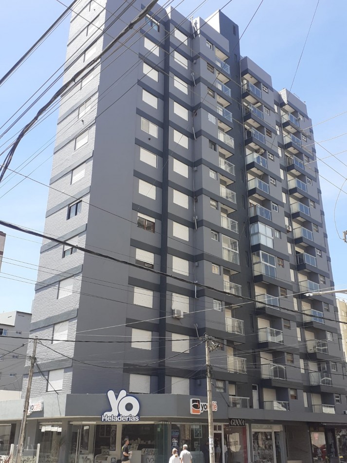 ALQ.TEMP 3 AMB EN PLENO CENTRO A 1 CUADRA DEL MAR