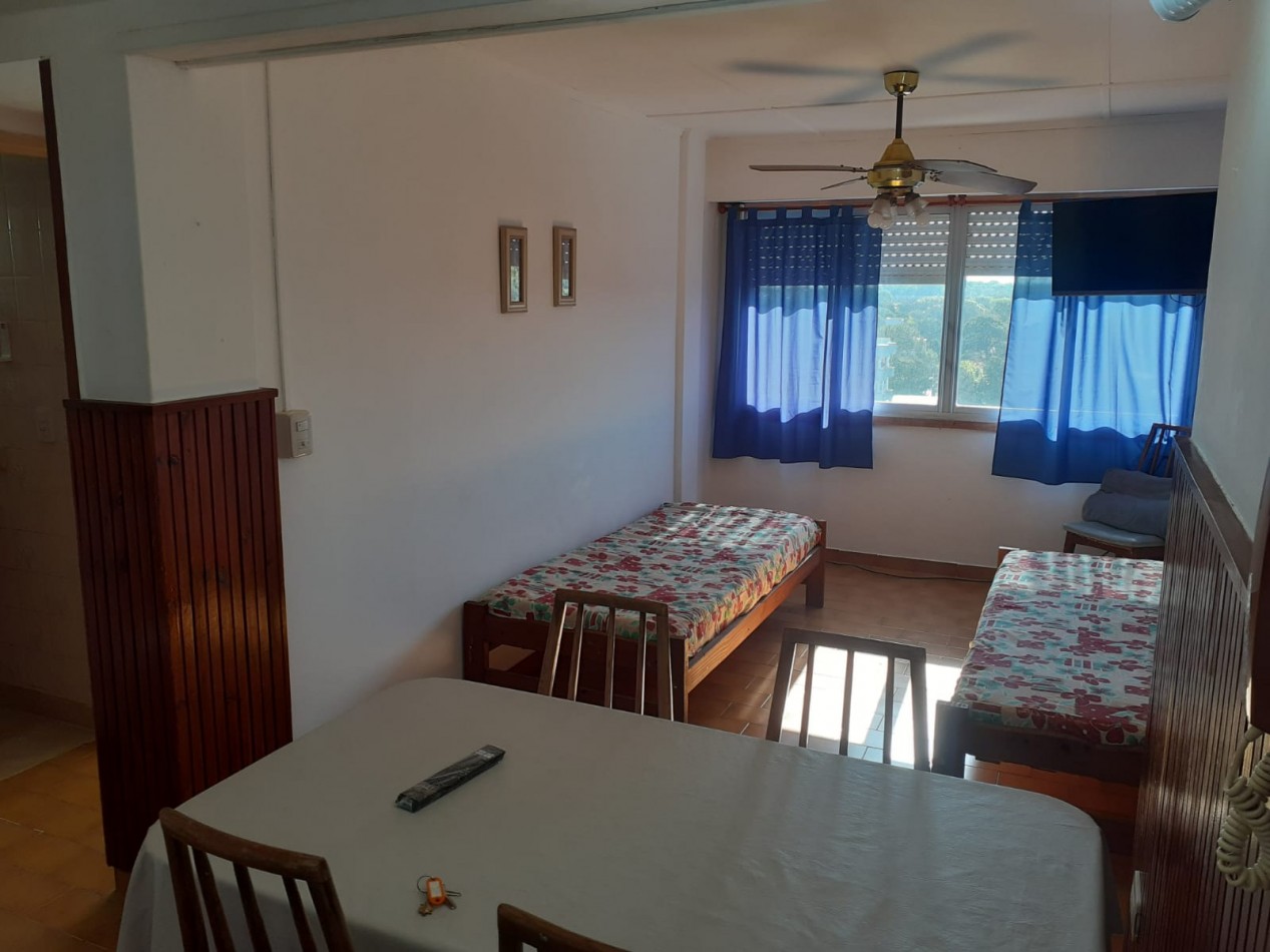 ALQ.TEMP 2 AMB CON WIFI A 1 CUADRA DEL MAR