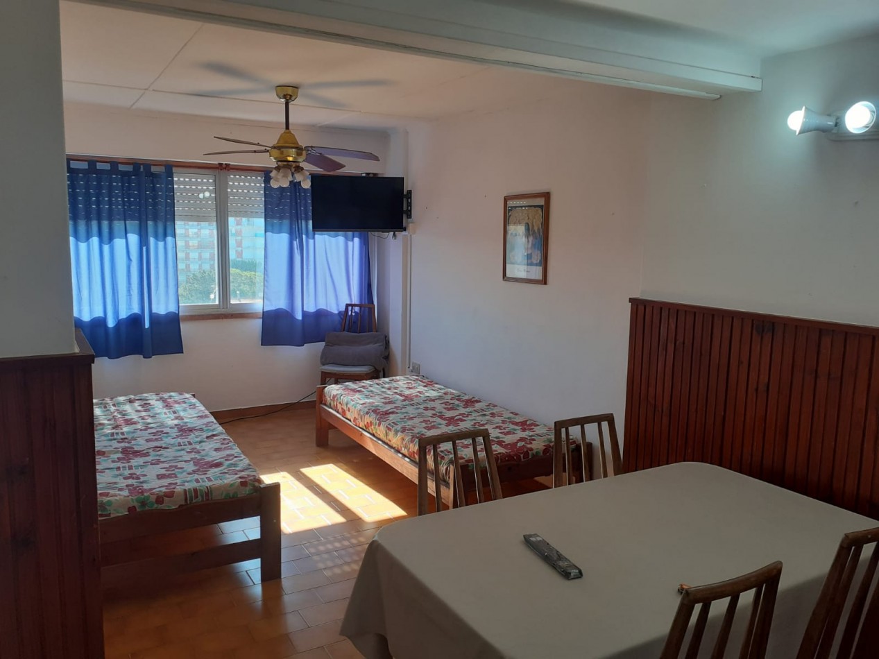 ALQ.TEMP 2 AMB CON WIFI A 1 CUADRA DEL MAR