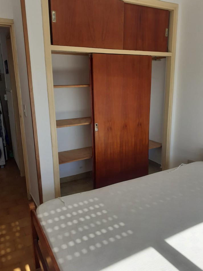 ALQ.TEMP 2 AMB CON WIFI A 1 CUADRA DEL MAR