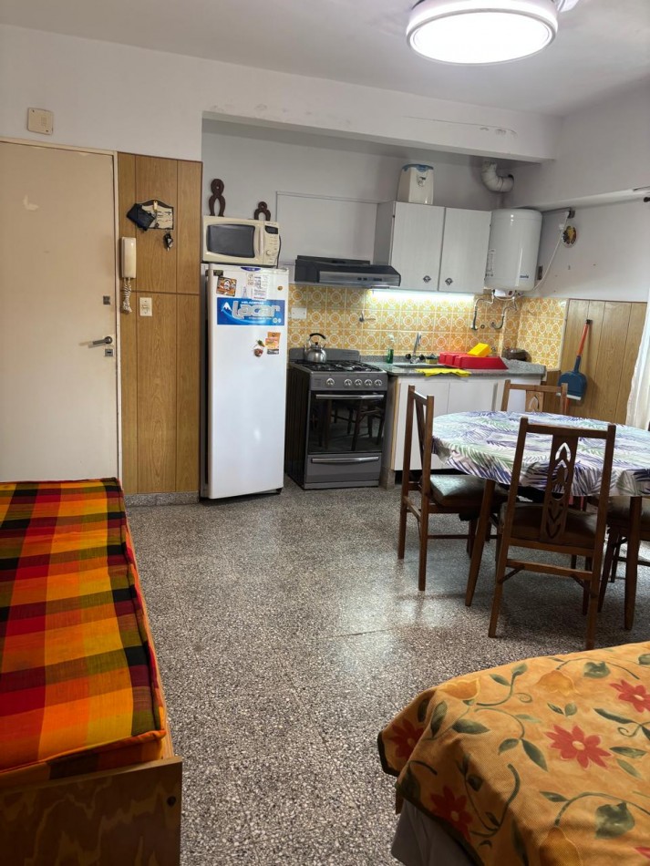 VENTA DEPTO 2 AMB A SOLO 2 CUADRAS DEL MAR