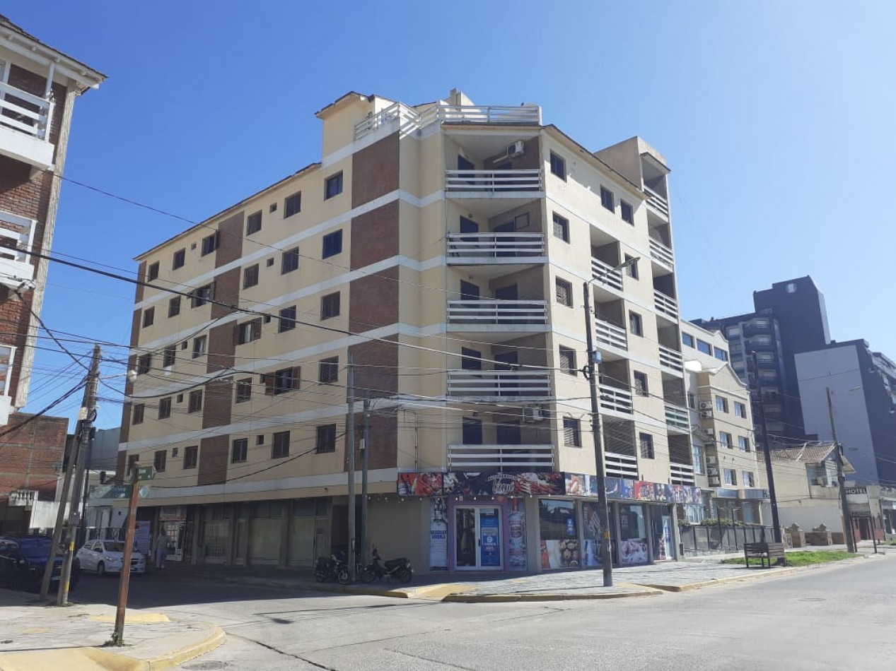 ALQ.TEMP MONOAMB. CON VISTA AL MAR Y WIFI