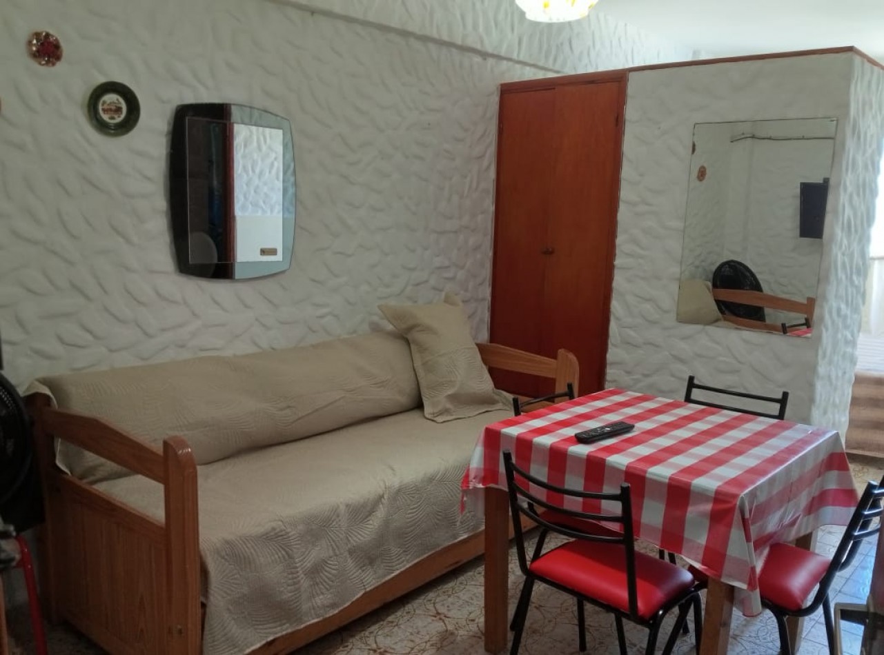 ALQ.TEMP MONOAMB. CON VISTA AL MAR Y WIFI