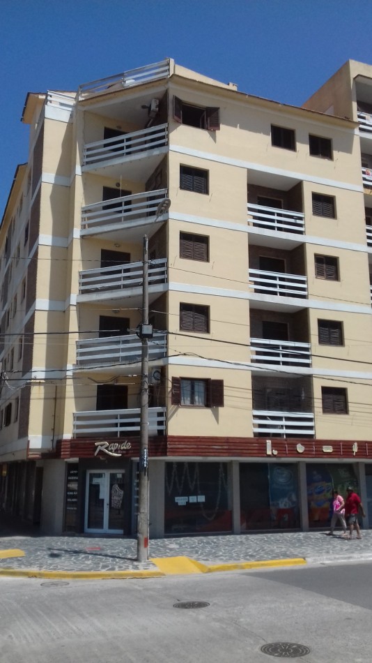 ALQ.TEMP MONOAMB. FRENTE AL MAR Y PLENO CENTRO