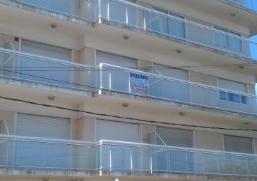 ALQ. TEMP 1 AMB CON BALCON AL FRENTE Y VISTA AL MAR