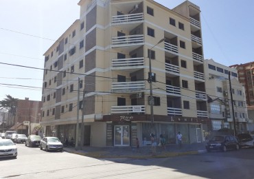 ALQ.TEMP 2 1/2 AMB CON VISTA AL MAR Y WIFI FRENTE AL MAR